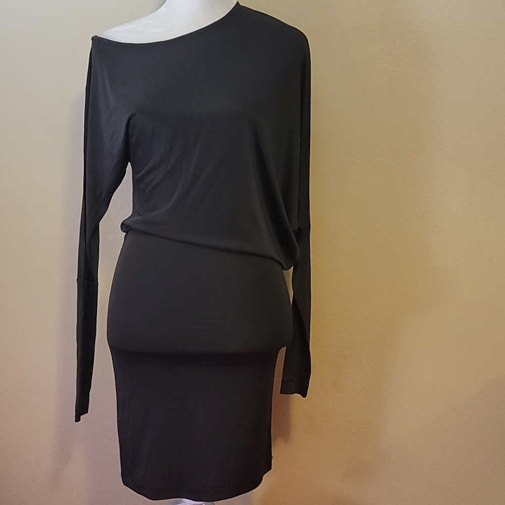 Bcbgmaxazria beautiful Asimetric Dress 👗